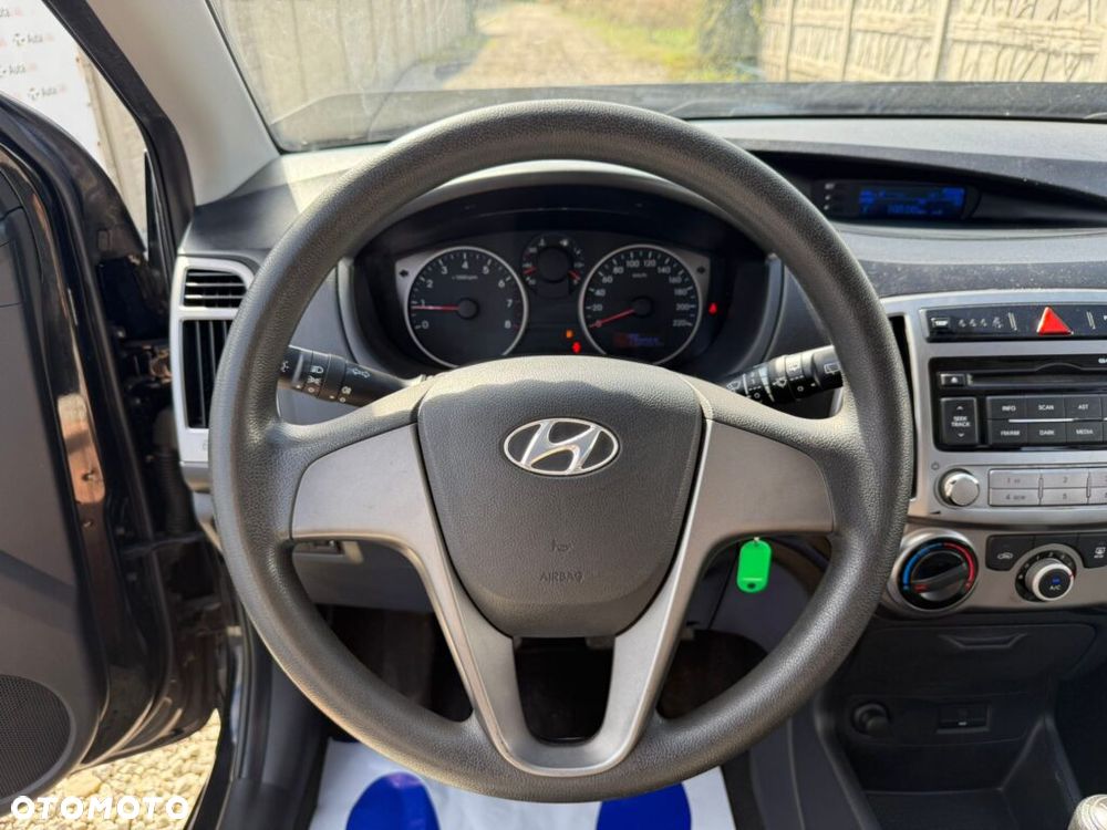 Hyundai i20 1.2 Trend - 17