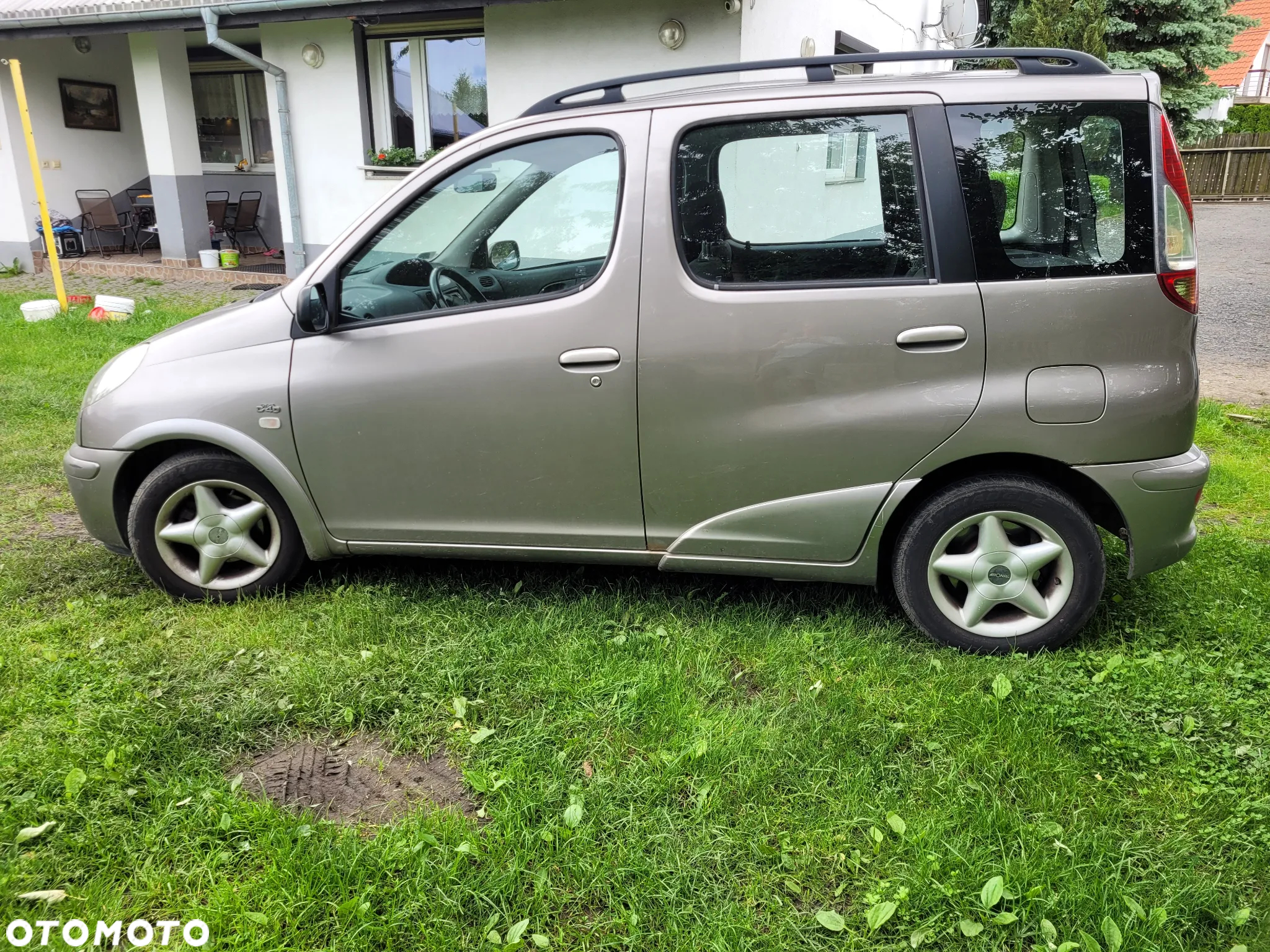 Toyota Yaris Verso 1.4 D-4D - 2