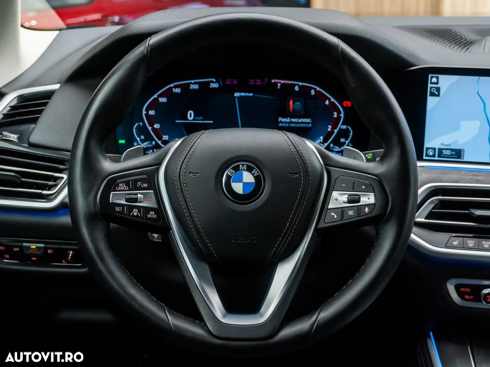 BMW X5 xDrive45e - 38