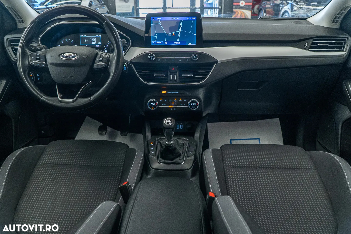 Ford Focus 1.0 EcoBoost Trend Edition - 24