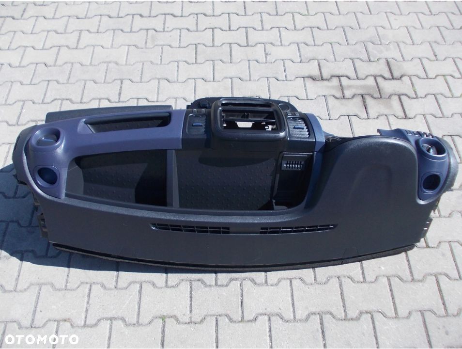 VIVARO 1,6 deska rozdzielcza konsola - 4