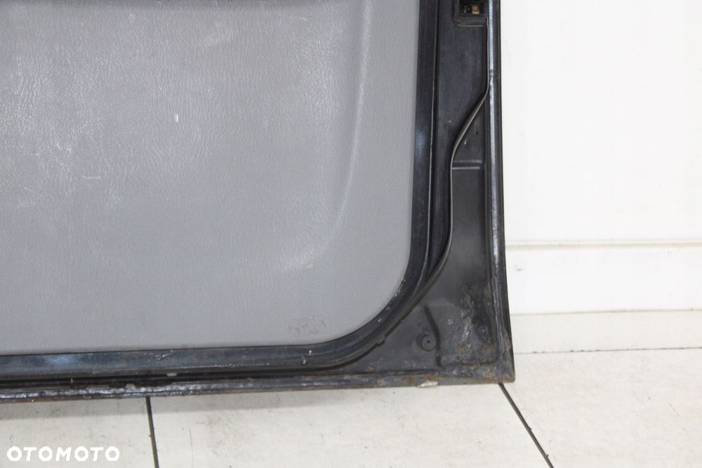 DRZWI PRAWE TYLNE PRAWY TYŁ FORD RANGER II 2006R- 16W - KOD LAKIERU - 3