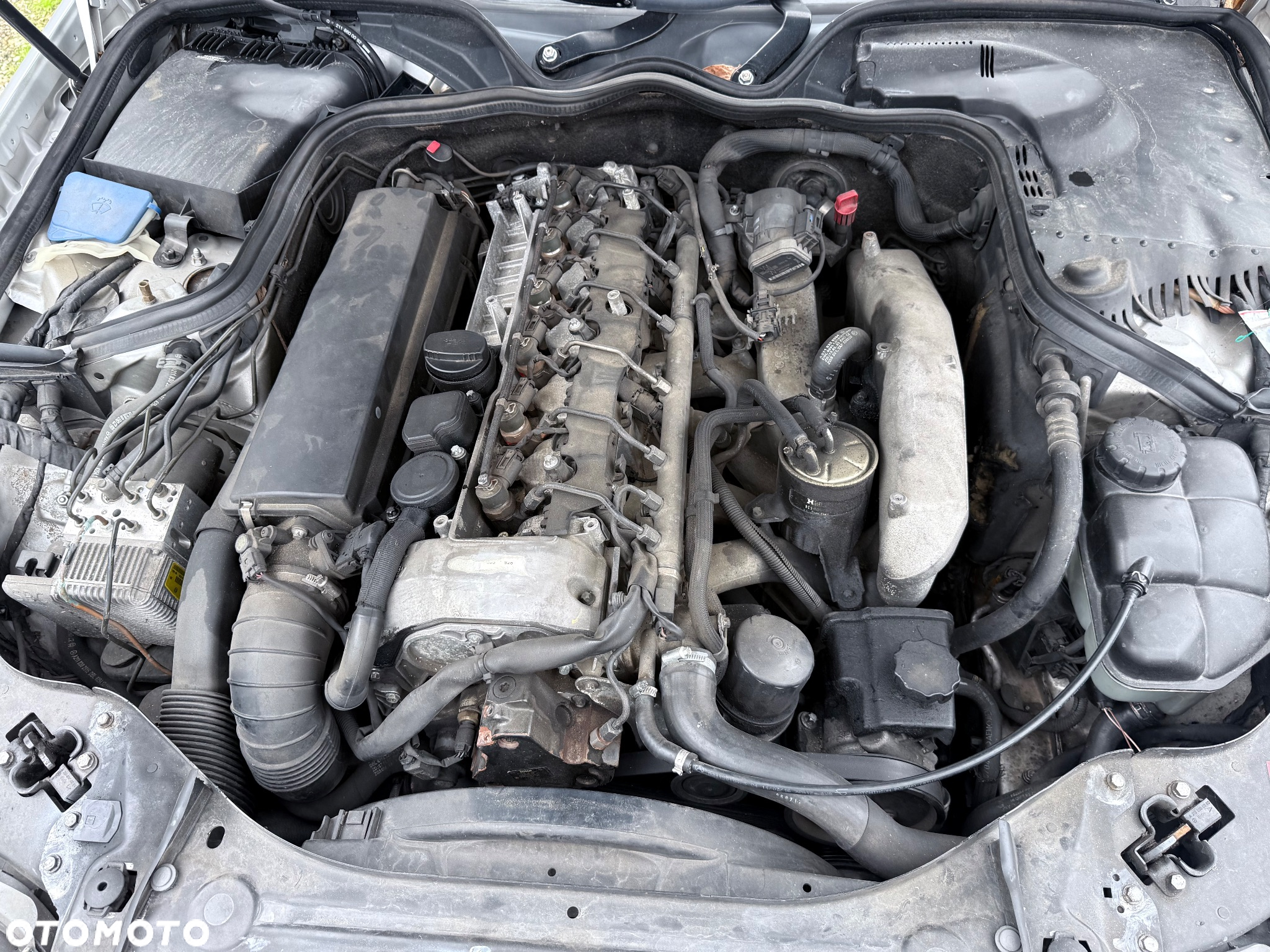 Mercedes-Benz Klasa E 320 CDI T Avantgarde - 13