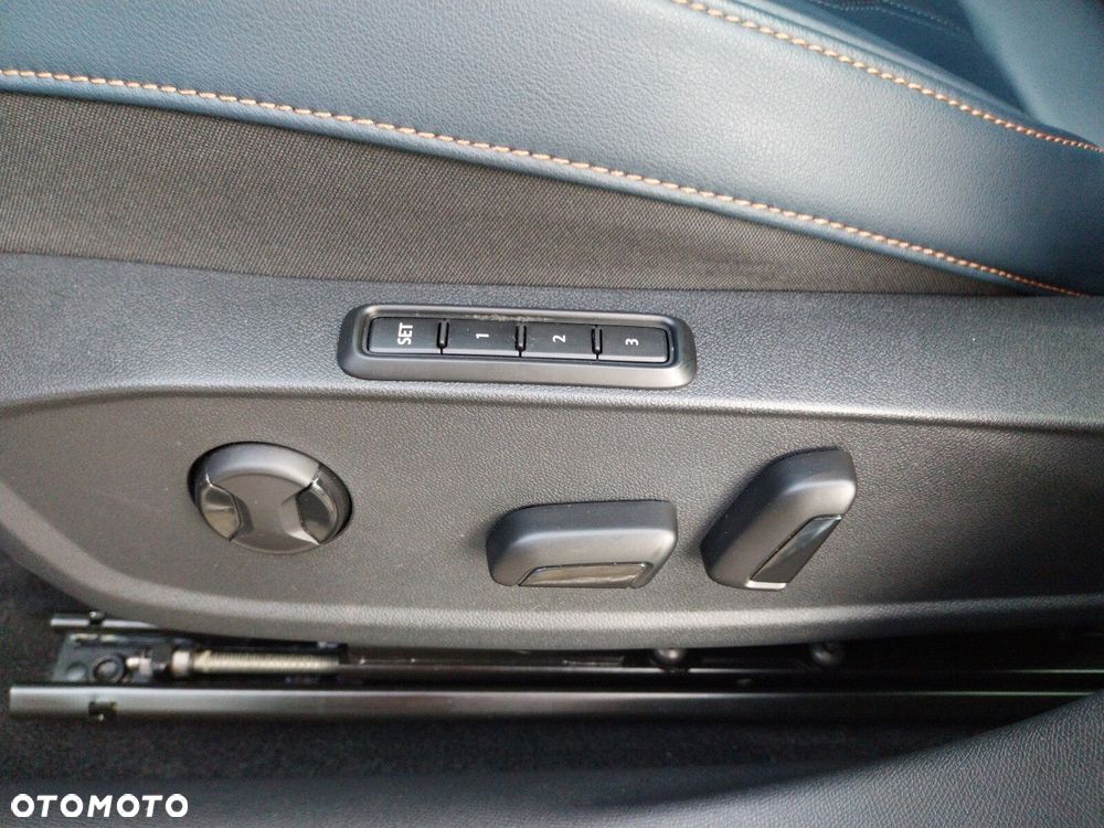 Cupra Formentor - 19