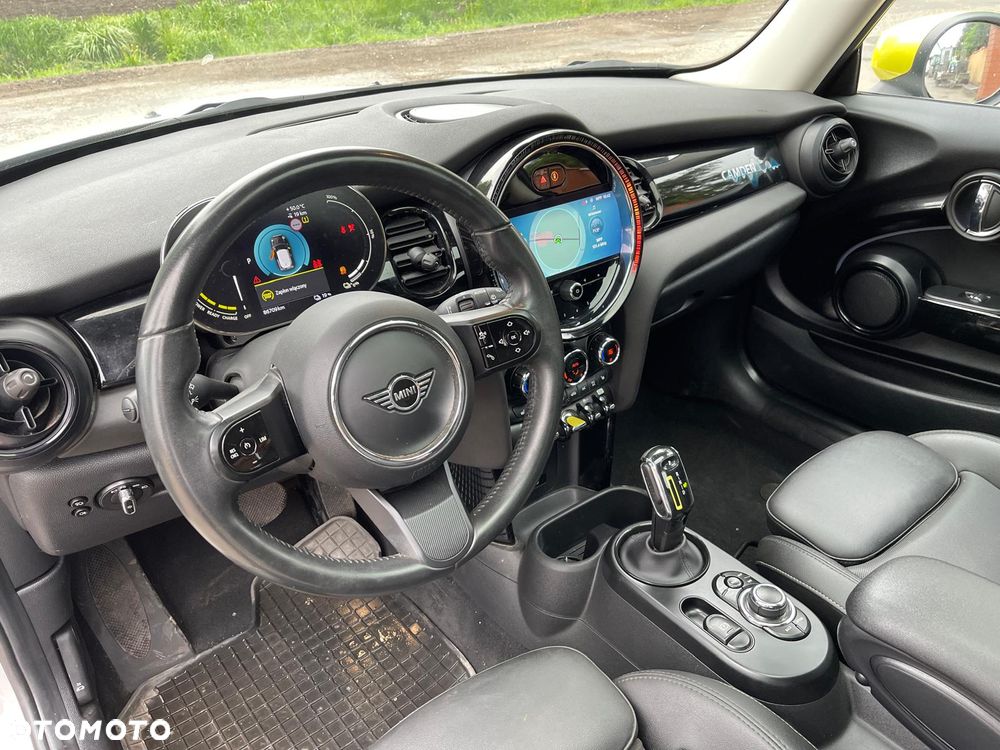 MINI Cooper SE Trim M - 8