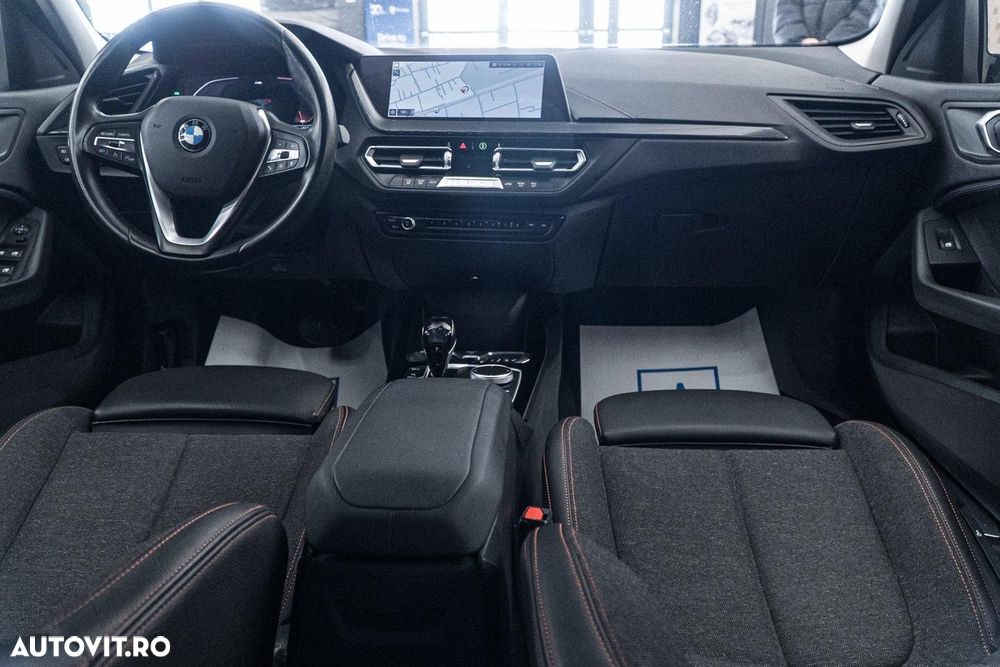 BMW Seria 1 118i Aut. Sport Line - 30