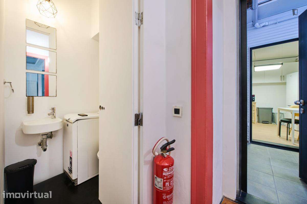 Quarto - localizado em Santos Lisbon - Grande imagem: 2/40