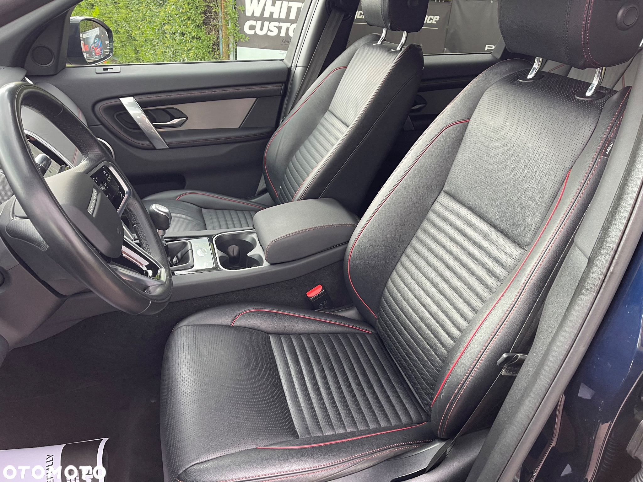 Land Rover Discovery Sport D165 FWD R-Dynamic SE - 17