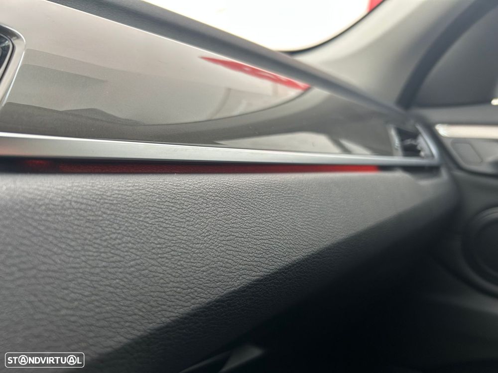 BMW X1 16 d sDrive xLine - 22