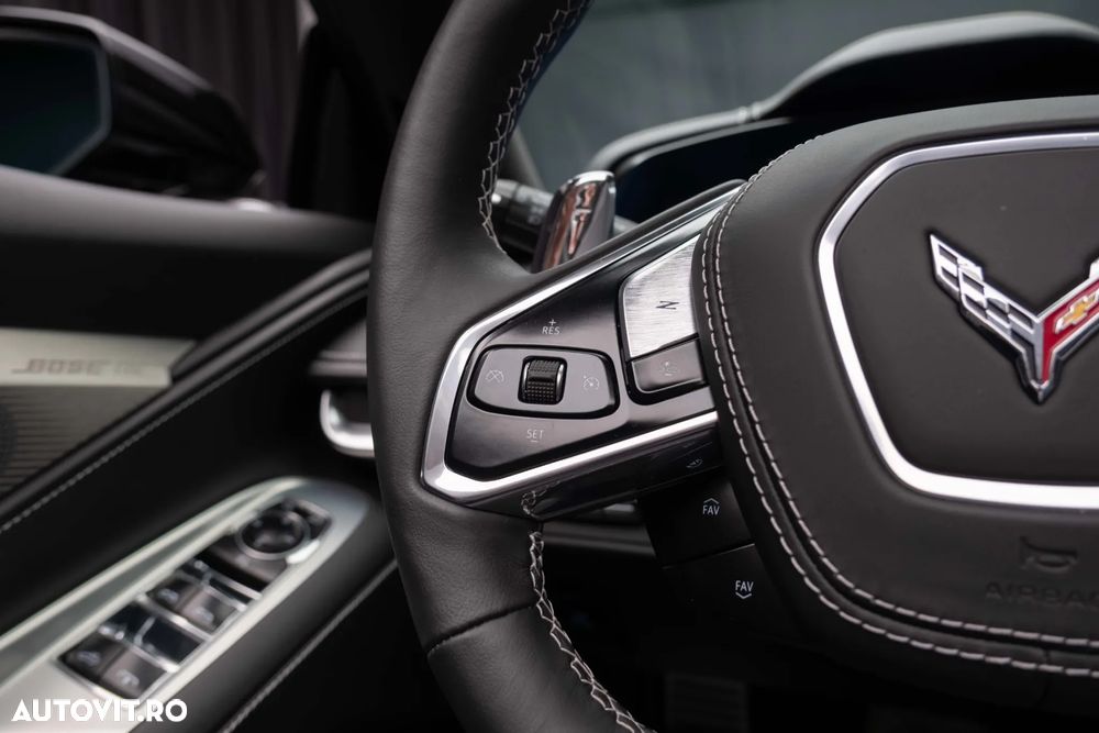 Chevrolet Corvette Stingray 3LT 6.2 V8 Automatik - 17