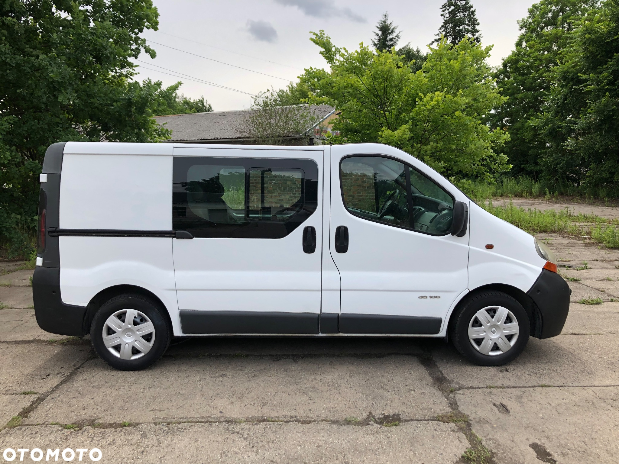Renault Trafic - 2