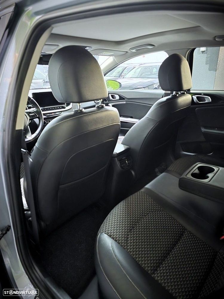 Kia XCeed 1.0 T-GDI Tech+SRF - 15