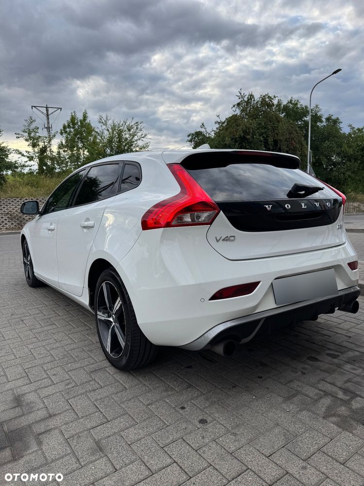 Volvo V40 - 9