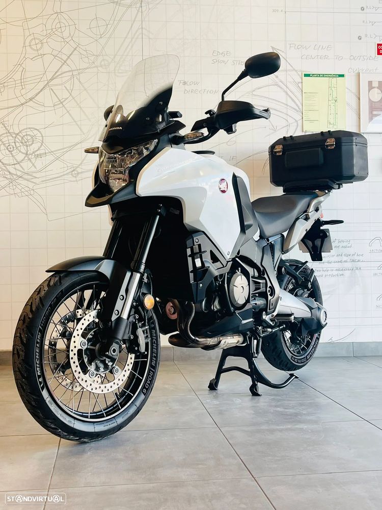 Honda VFR 1200X - 7