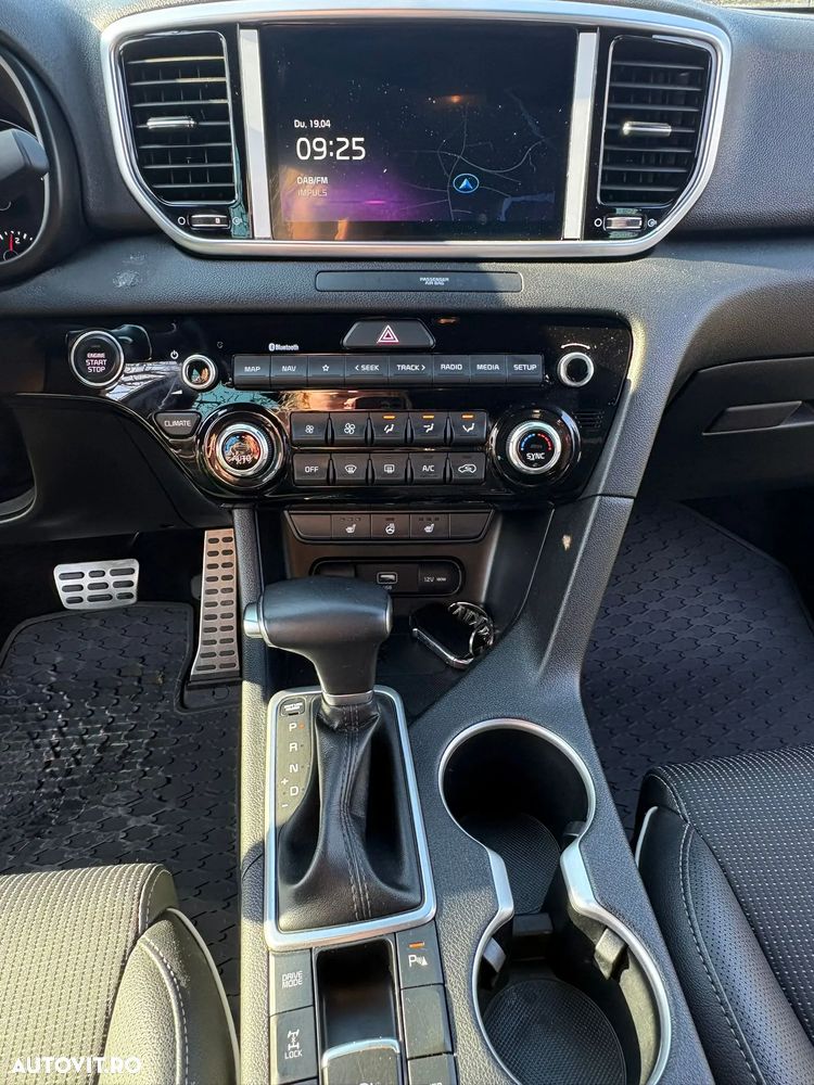 Kia Sportage 1.6 DSL MHEV 7DCT HP 4x4 GT Line - 8
