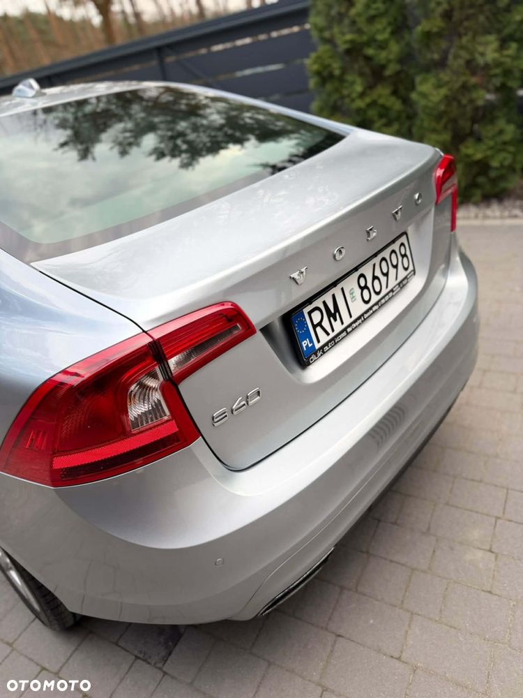 Volvo S60 D4 Momentum - 9