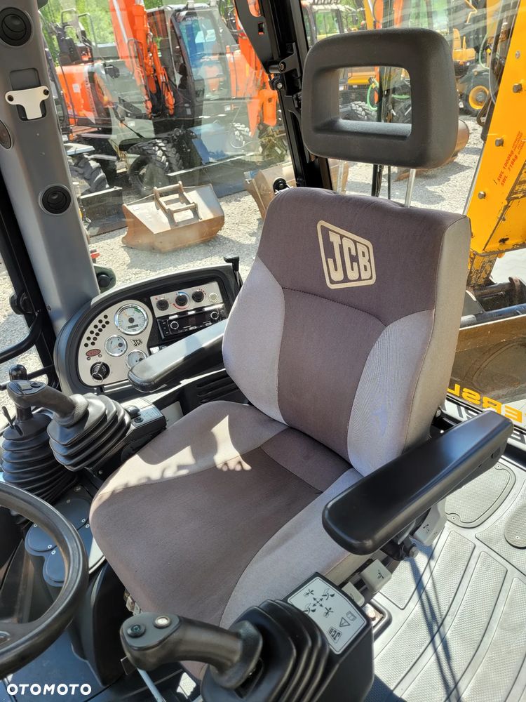 JCB 4CX / dżojstik / 3700h / TORQUELOCK / sprowadzona / - 18