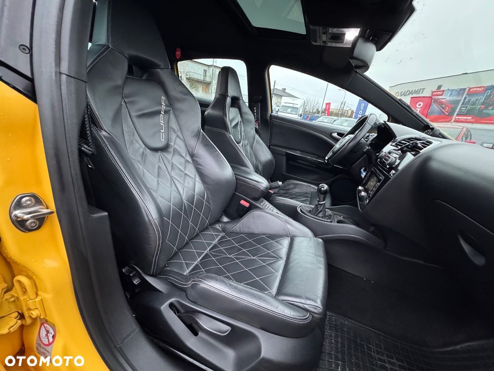 Seat Leon 2.0 T FSI Cupra R - 25