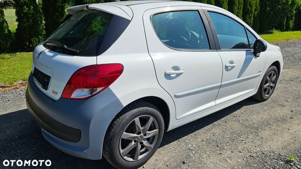 Peugeot 207 1.6 HDi Access 98g - 5