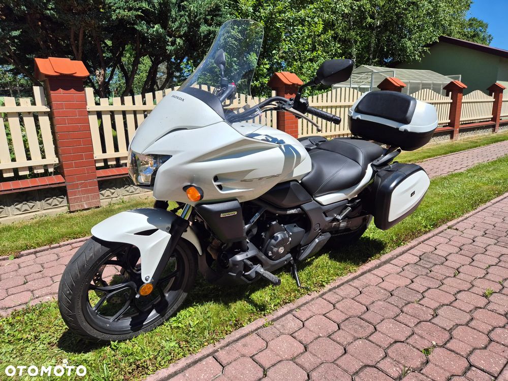 Honda CTX - 4
