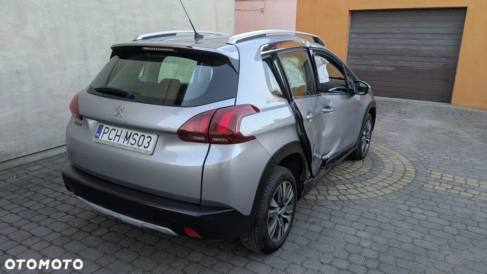 Peugeot 2008 1.6 BlueHDi Allure - 15