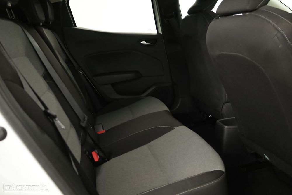 Renault Clio 1.0 TCe Evolution - 22