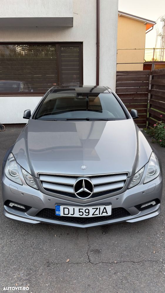 Mercedes-Benz E 220 CDI DPF BlueEFFICIENCY 7G-TRONIC Elegance - 1