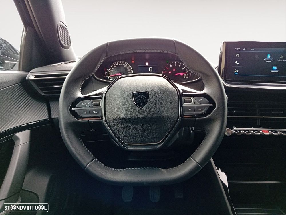 Peugeot 2008 1.2 PureTech Style - 12