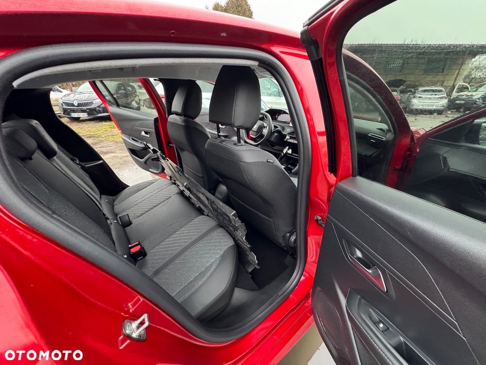 Peugeot 208 1.2 mHEV Allure - 8