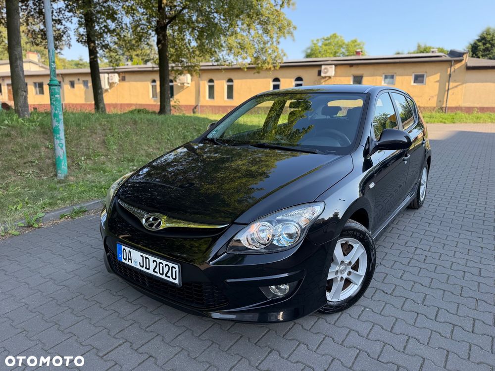 Hyundai i30 i30cw 1.4 UEFA EURO 2012 Edition - 14
