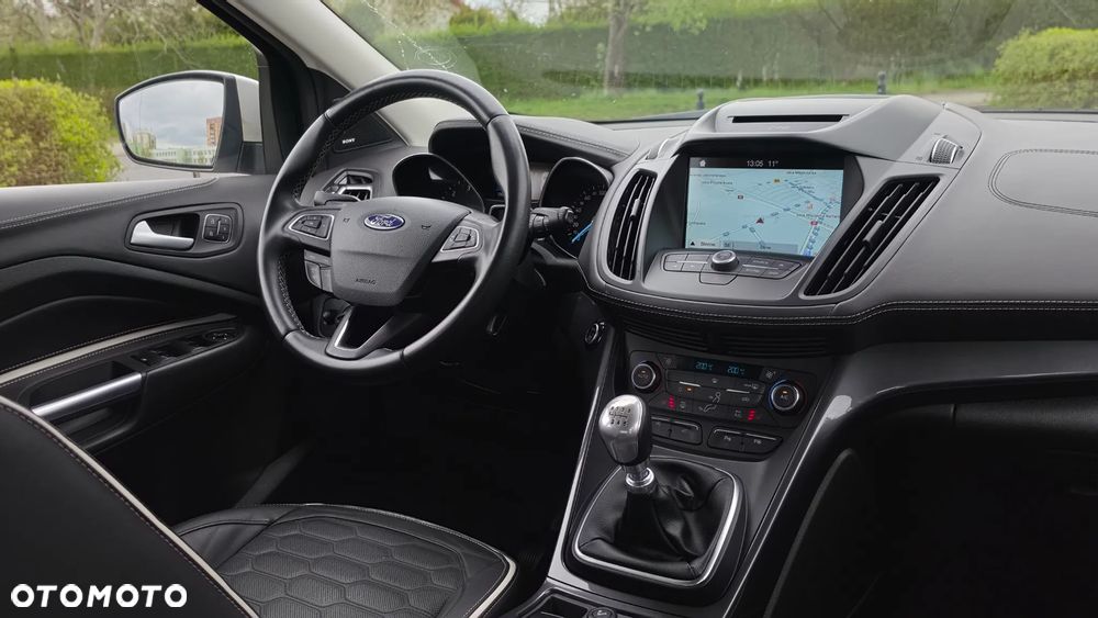 Ford Kuga - 27