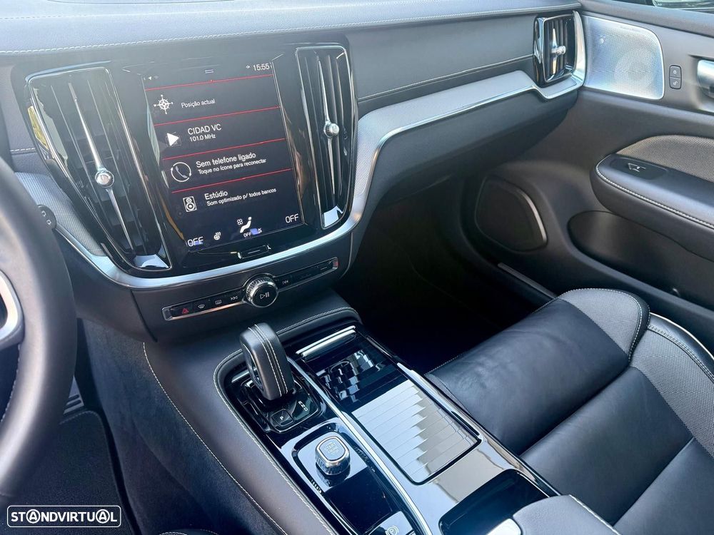 Volvo V60 2.0 T8 AWD TE Polestar Engineered - 15