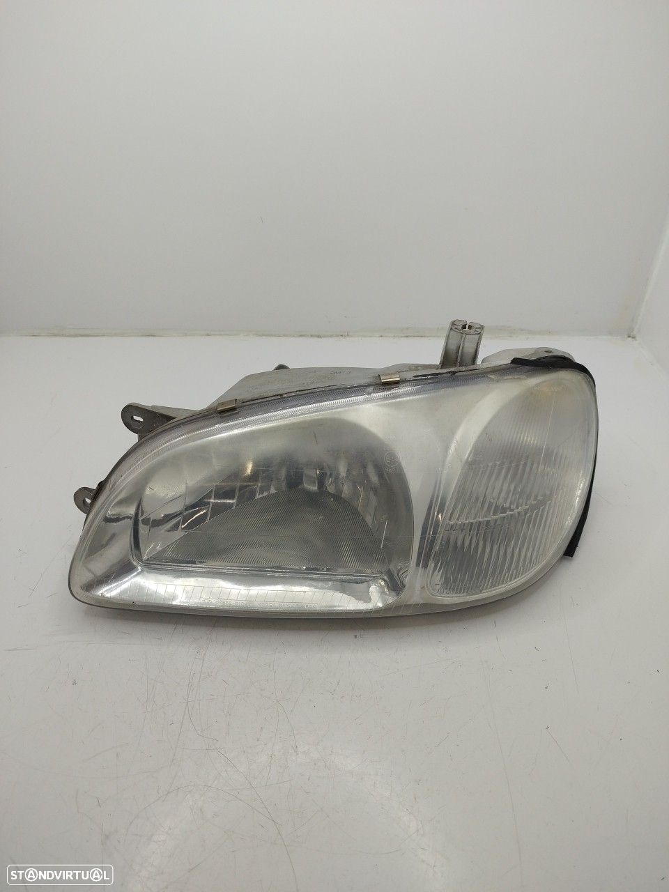 Farol/ Otica Dianteiro Esq Kia Carnival Ii (Gq) - 2