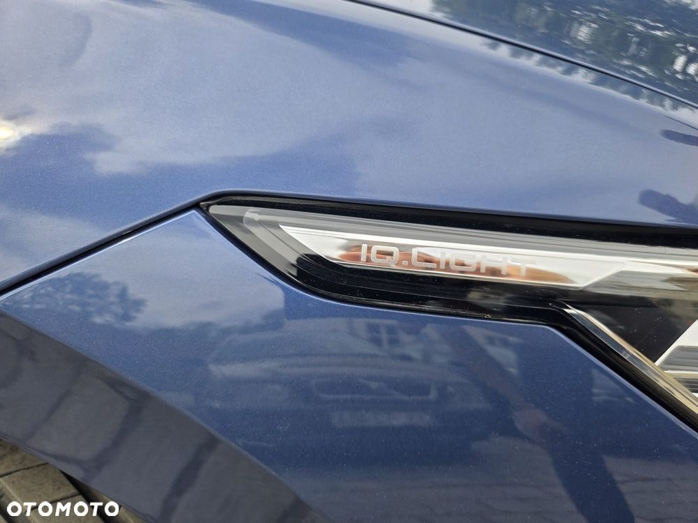 Volkswagen Golf 1.5 eTSI mHEV R-Line DSG - 11