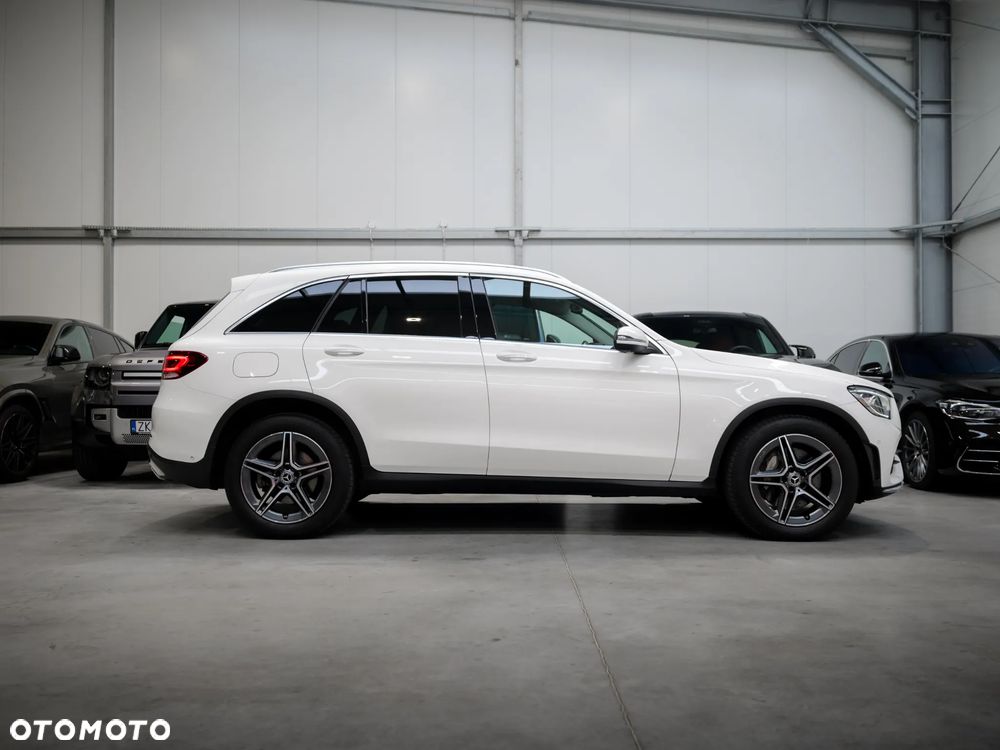 Mercedes-Benz GLC 200 d 4Matic 9G-TRONIC AMG Line - 12