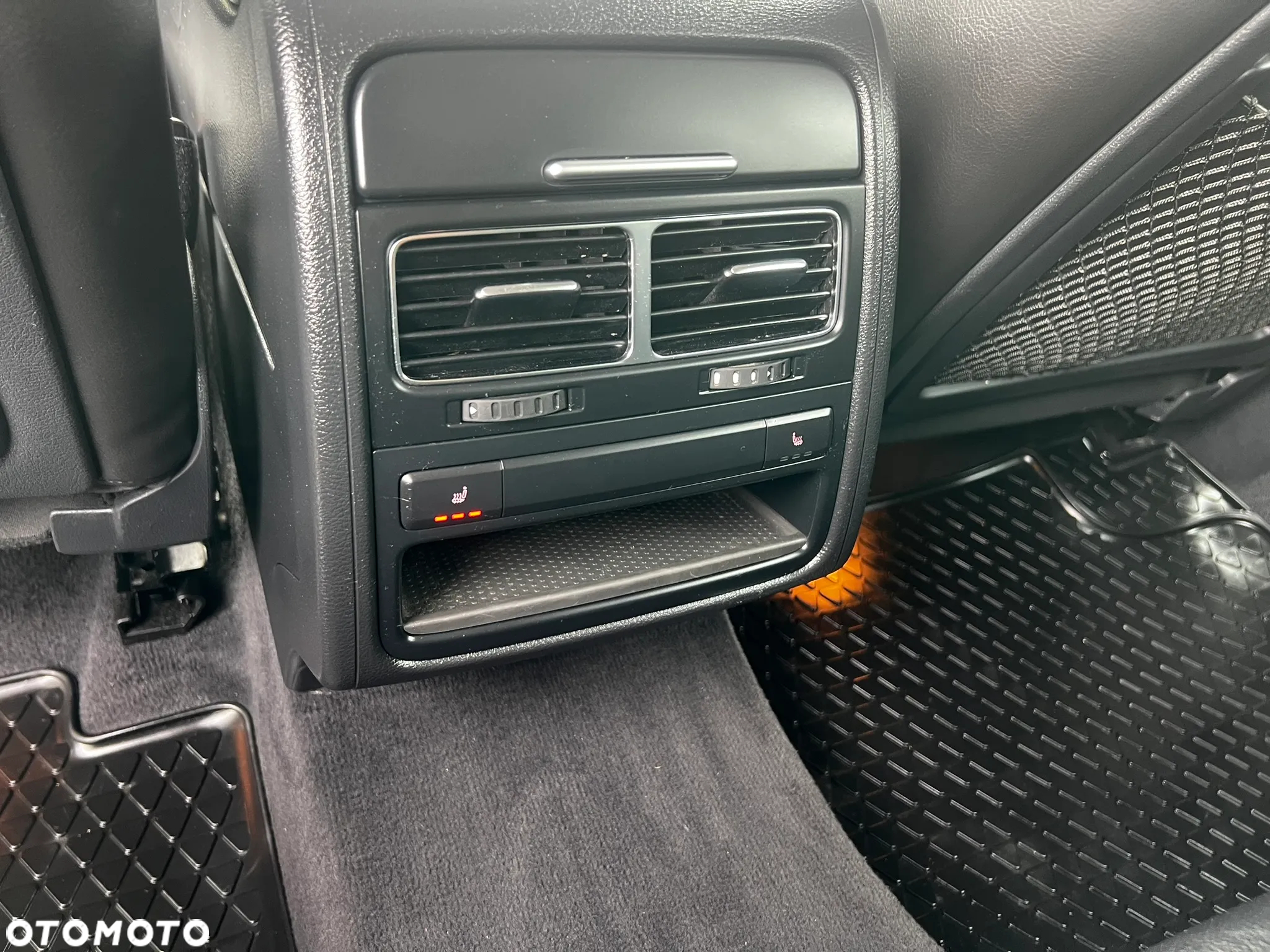 Volkswagen Touareg 3.0 V6 TDI Blue Motion DPF Automatik - 32