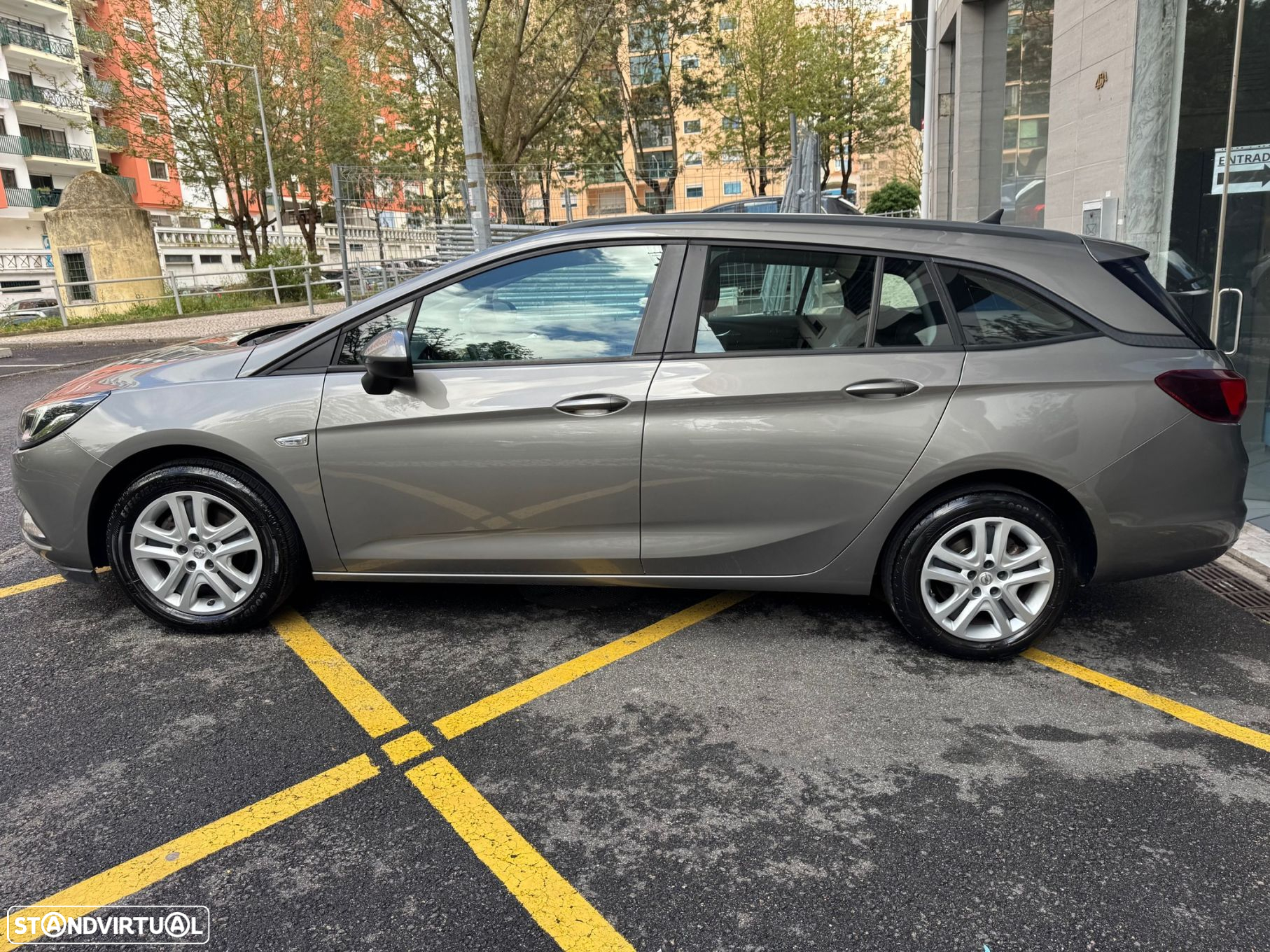 Opel Astra Sports Tourer 1.6 CDTi Cosmo S/S - 20