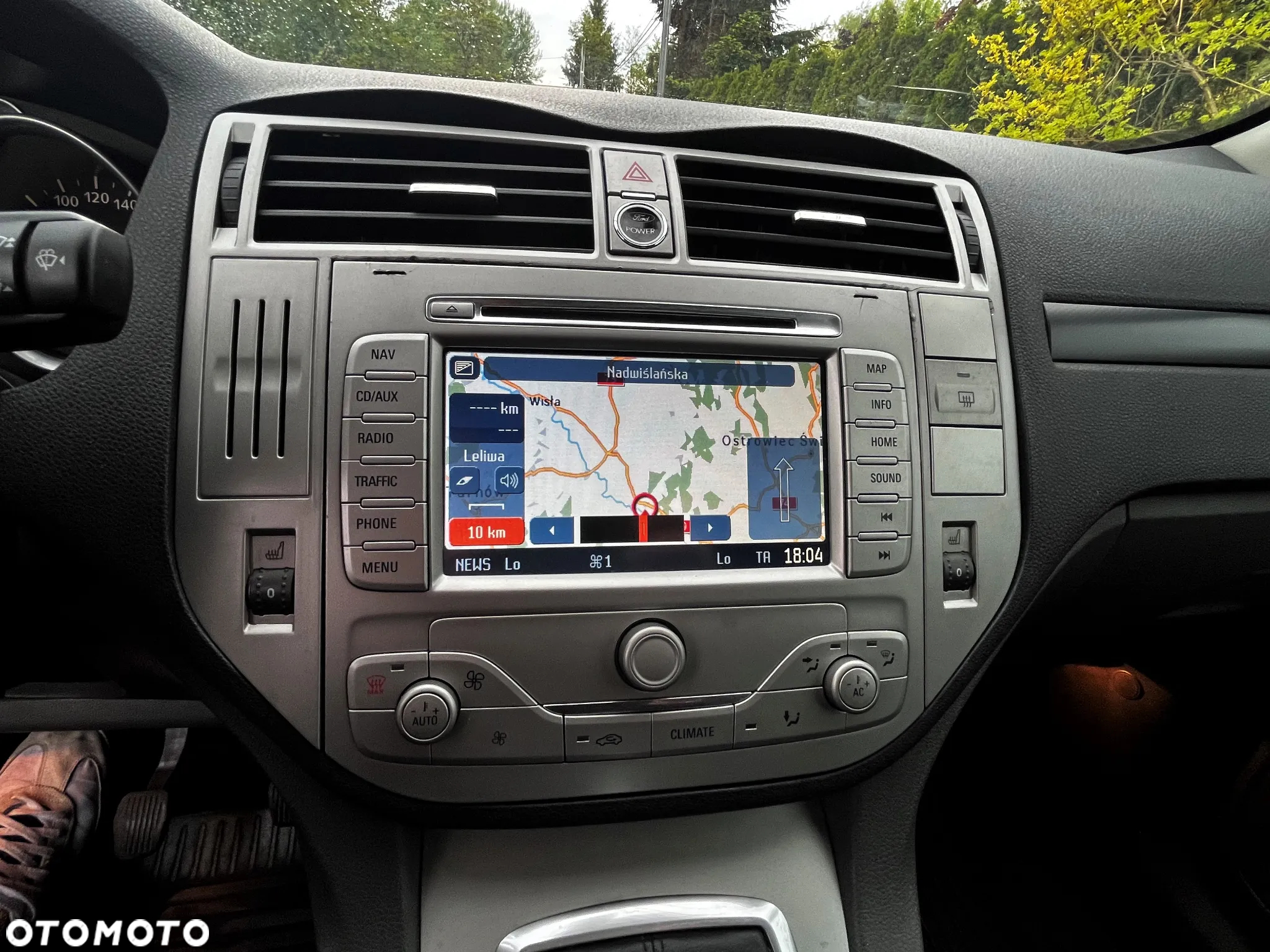 Ford Kuga 2.0 TDCi 2x4 Titanium - 8