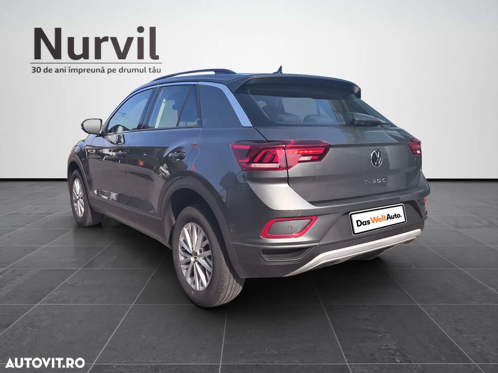 Volkswagen T-Roc 2023 photo 3