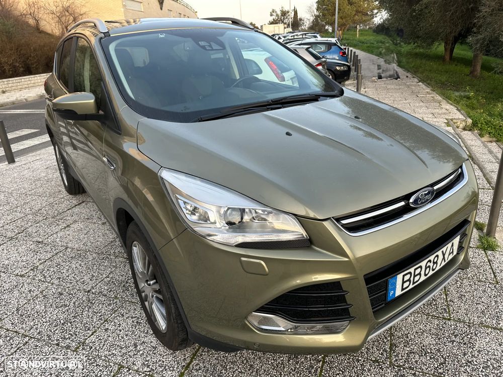 Ford Kuga 2.0 TDCi 4x4 Aut. Titanium - 16