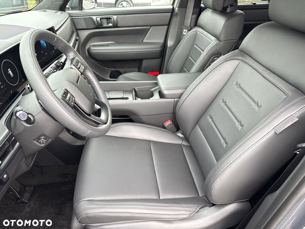 Hyundai Santa Fe 1.6 T-GDI HEV Calligraphy 4WD 6os - 11