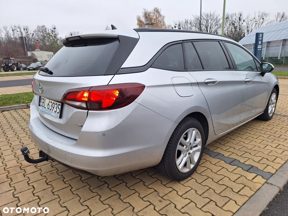 Opel Astra 1.6 CDTI Enjoy - 3