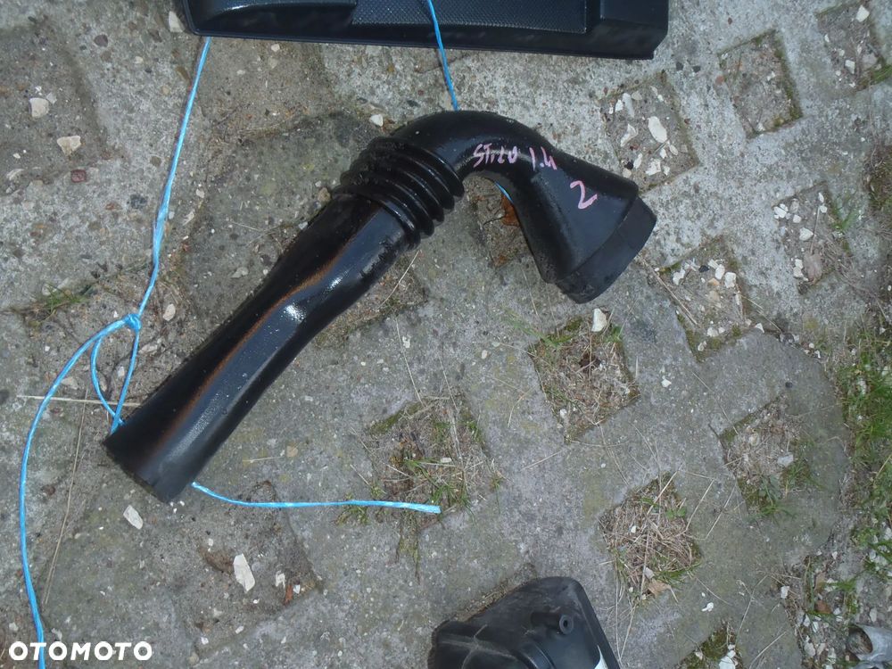 rura odma wlit powietrza obudowa osłona nakładka  rura rezonator wlot filtra powietrza pokrywa przednia doblo II bravo II mito musa idea stilo 1.4 16v t jet - 9
