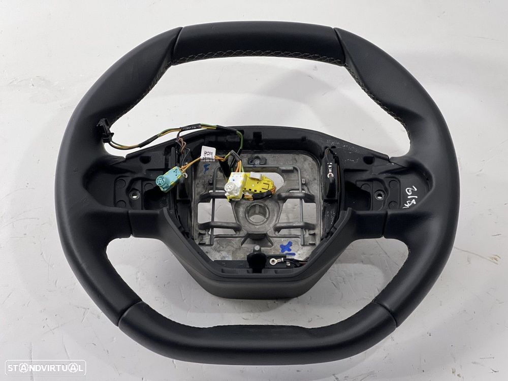 Volante Preto PEUGEOT 5008 II 1.5 BlueHDi 130 REF. 98105487AU - 1