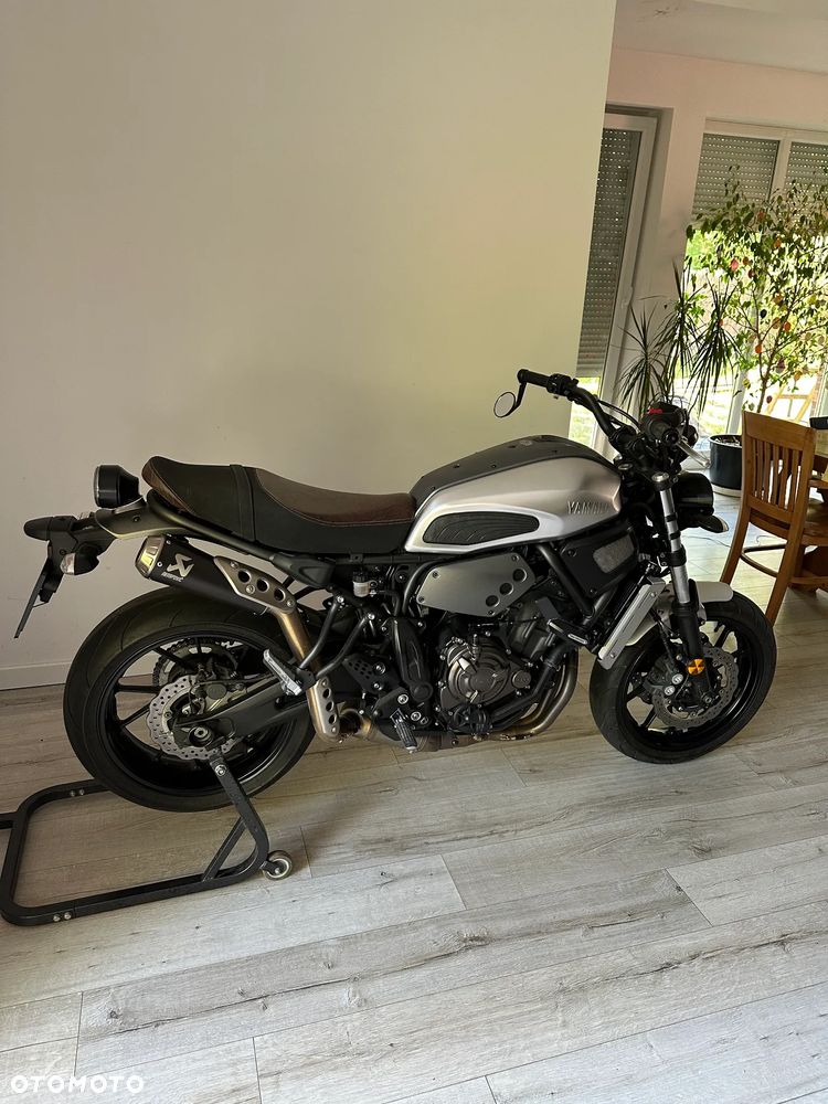 Yamaha XSR - 4