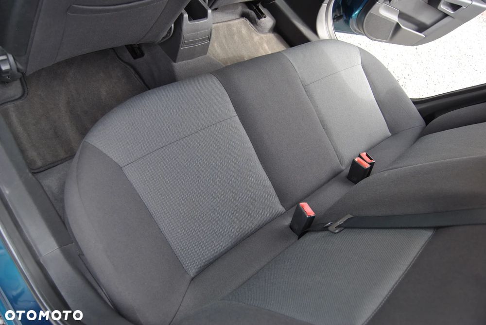 Opel Astra 1.6 Enjoy - 25
