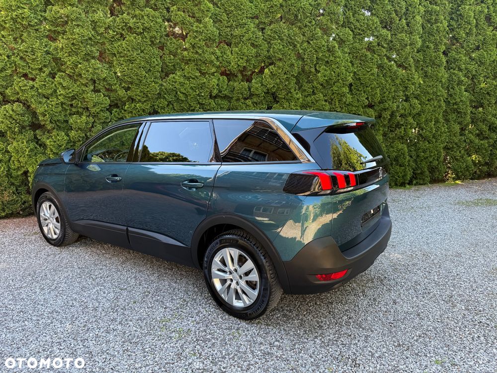 Peugeot 5008 - 4