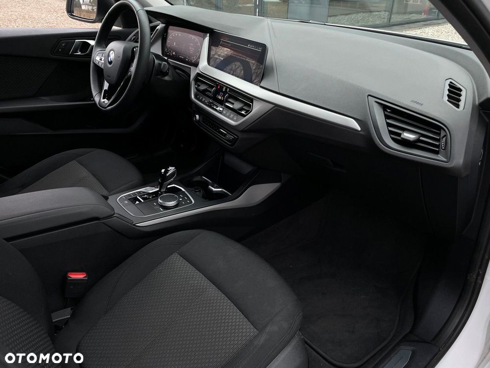 BMW Seria 1 118i - 10
