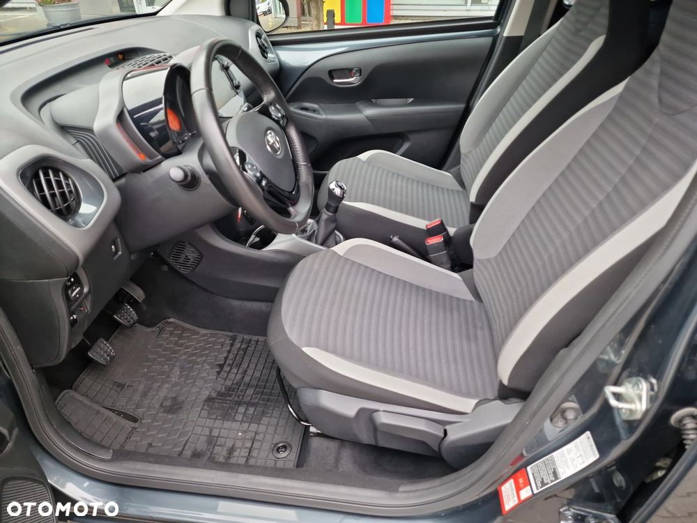 Toyota Aygo - 11