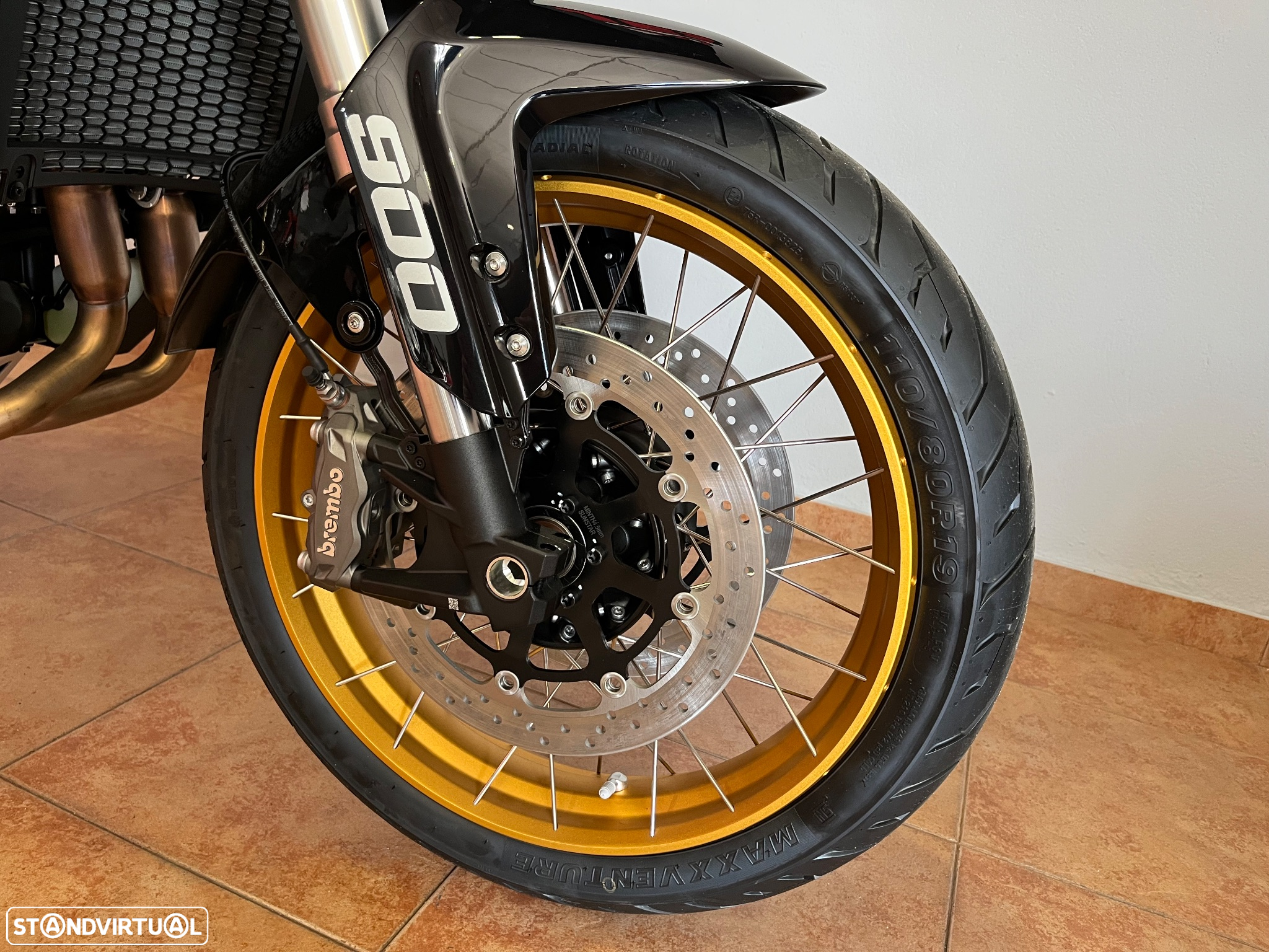 QJ Motor SRT 900SX - OFERTA 3 MALAS ALUMÍNIO + EQUIPAMENTO - 18